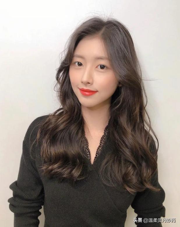 看起来比较自然减龄的长发发型,小男孩发型2021流行发型长发