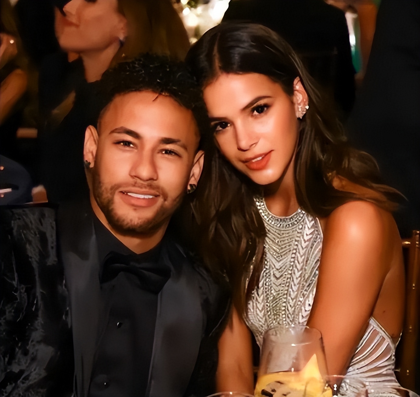 c罗与名模伊莲娜金童玉女的爱情,c罗前任伊莲娜看世界杯