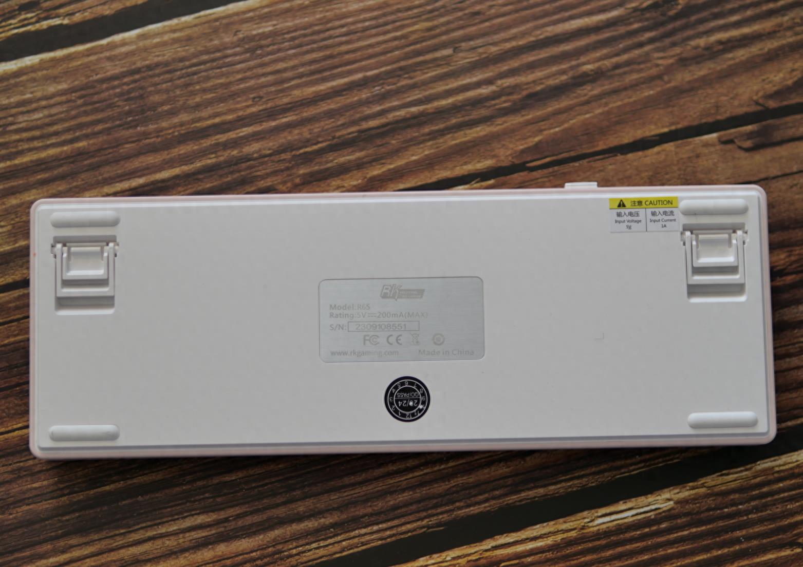 终于开始卷小配列了，好看好用还要好听，RK65机械键盘拆解评测