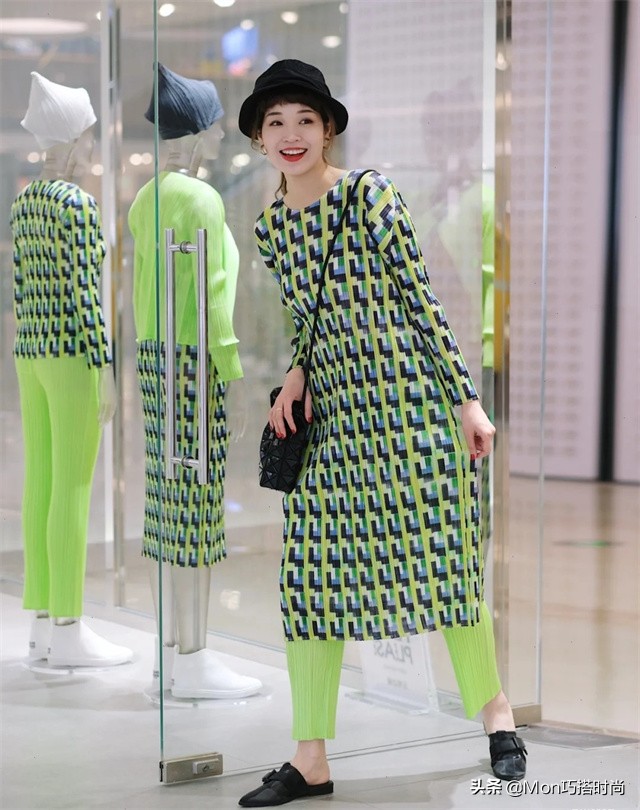 入春上脚小白鞋,入春鞋子小个子