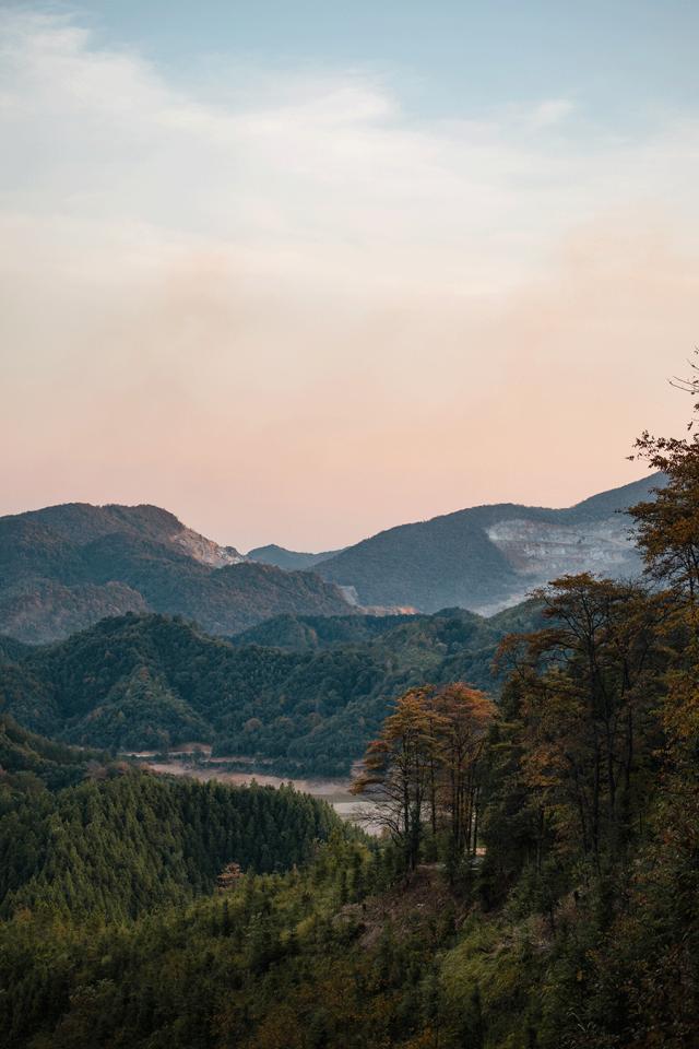 我不是天生强大而是天生要强,没有人天生就比谁更聪明
