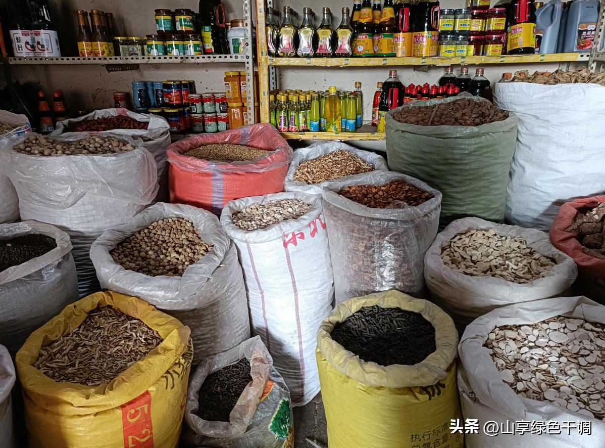 肉蔻是如何增香的,在卤肉料中豆蔻指是什么