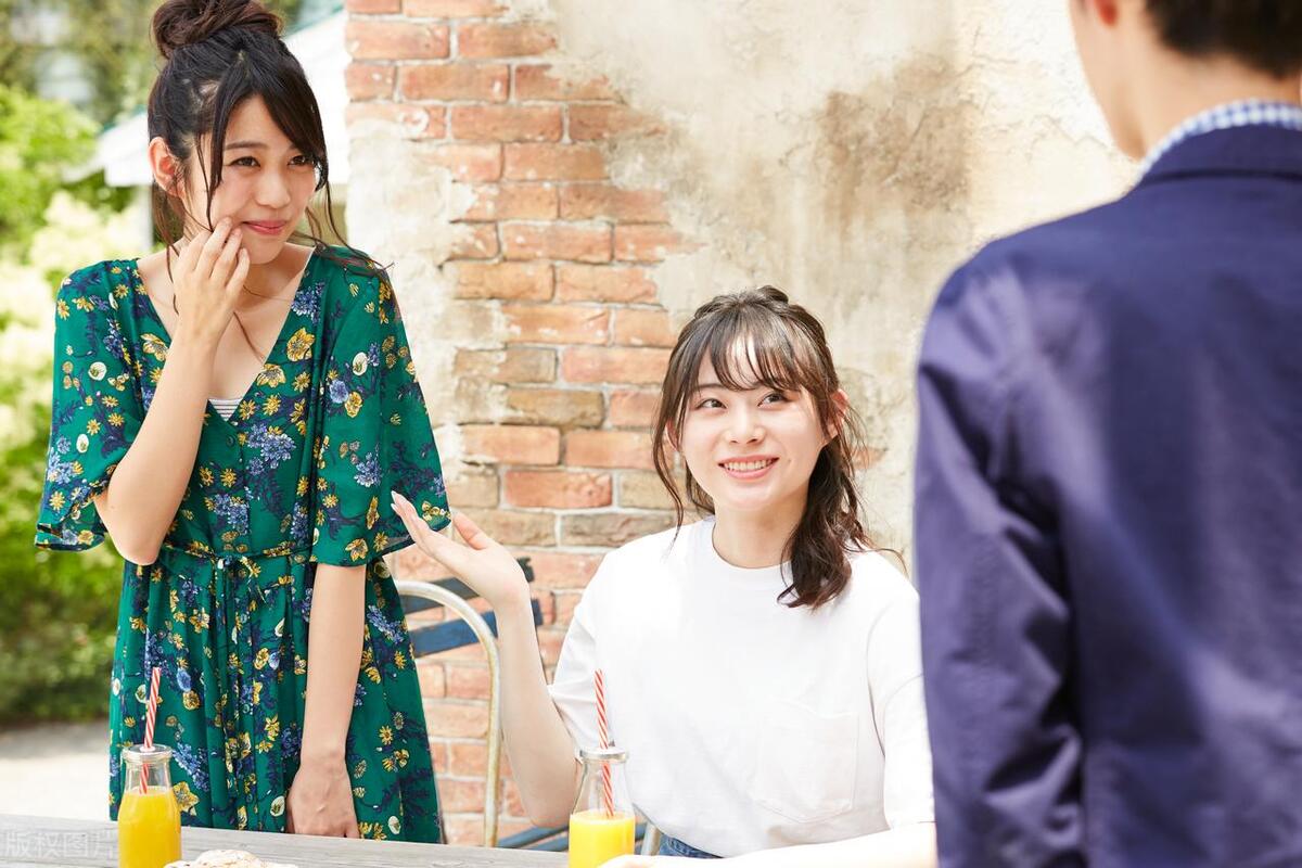 相亲聊天找话题技巧,相亲加了微信怎么聊天怎么找话题