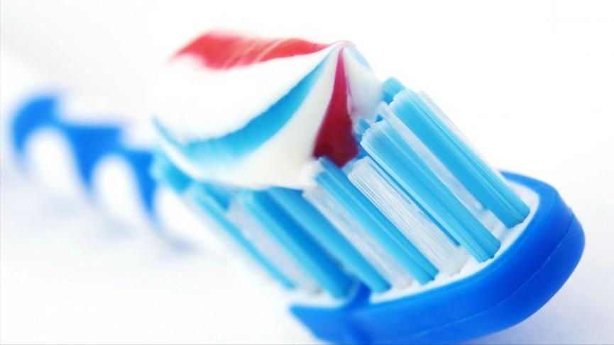 牙膏祛老年斑最好的克星,牙膏能去除老年斑是真的吗