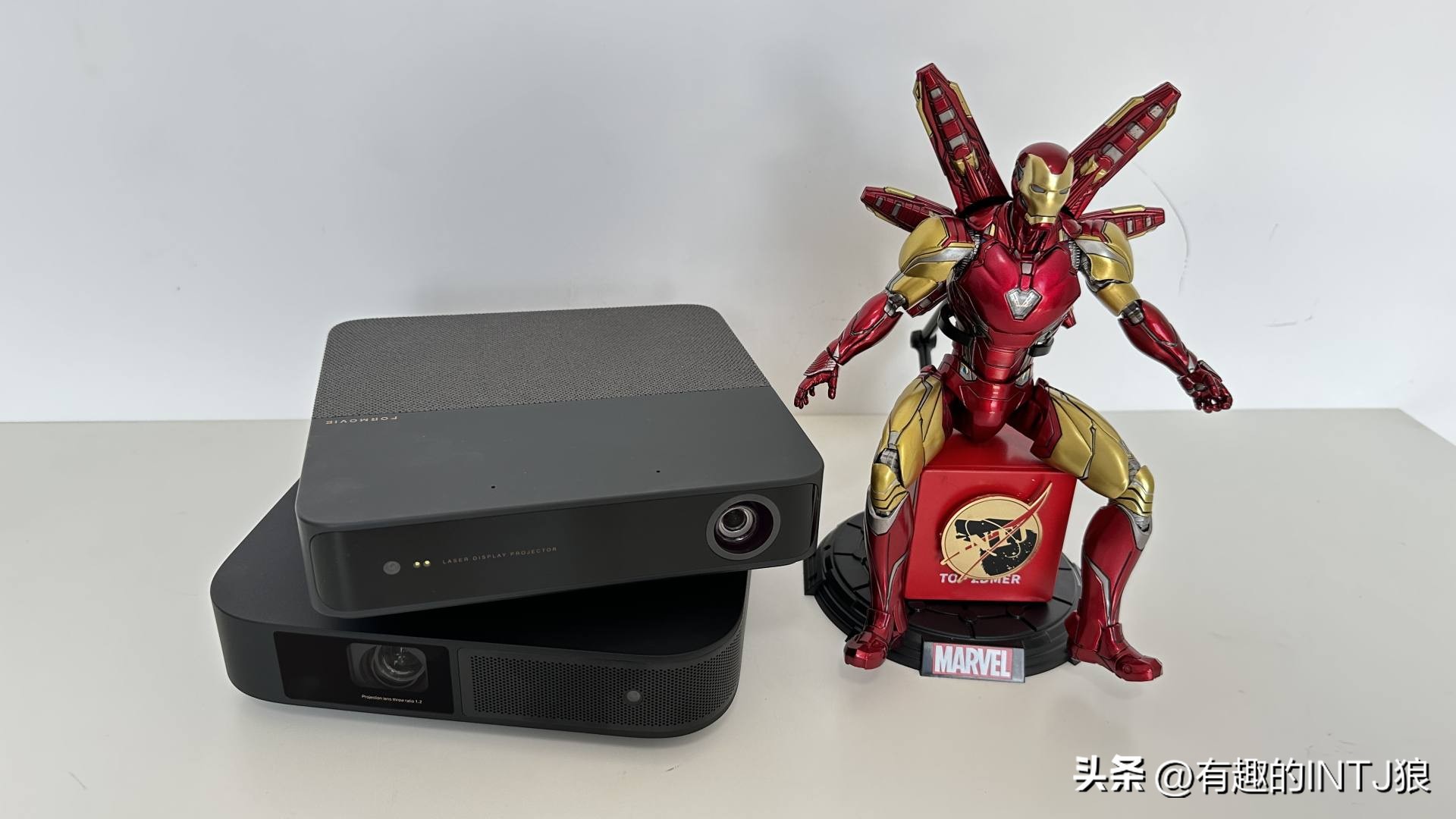 峰米s5z6xpro,峰米s5和极米z6x怎么上墙