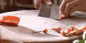 “中国人切菜方法不对”，庖丁听了要掀棺材板