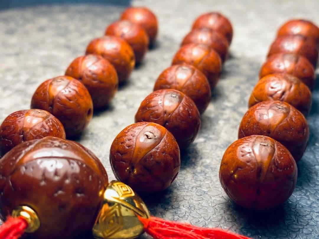 0.8凤眼菩提盘黑了怎么补救,10.5的凤眼实心菩提怎么盘