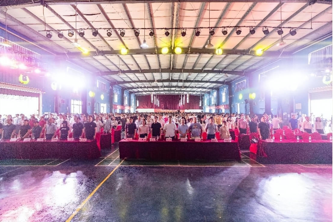 湖北工程职业学院2023毕业典礼,奔赴下一场山海的配图