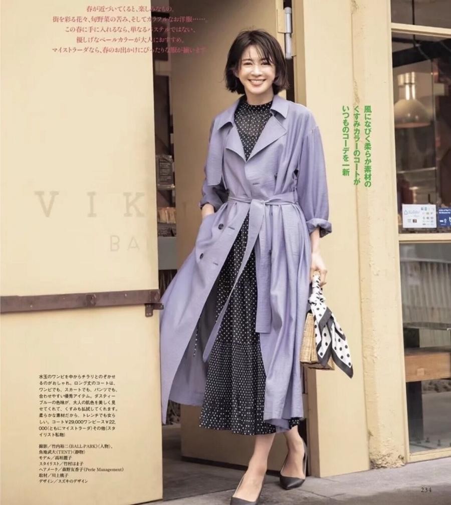 皮肤偏黑偏黄的女生穿什么颜色,皮肤黑的女人适合颜色