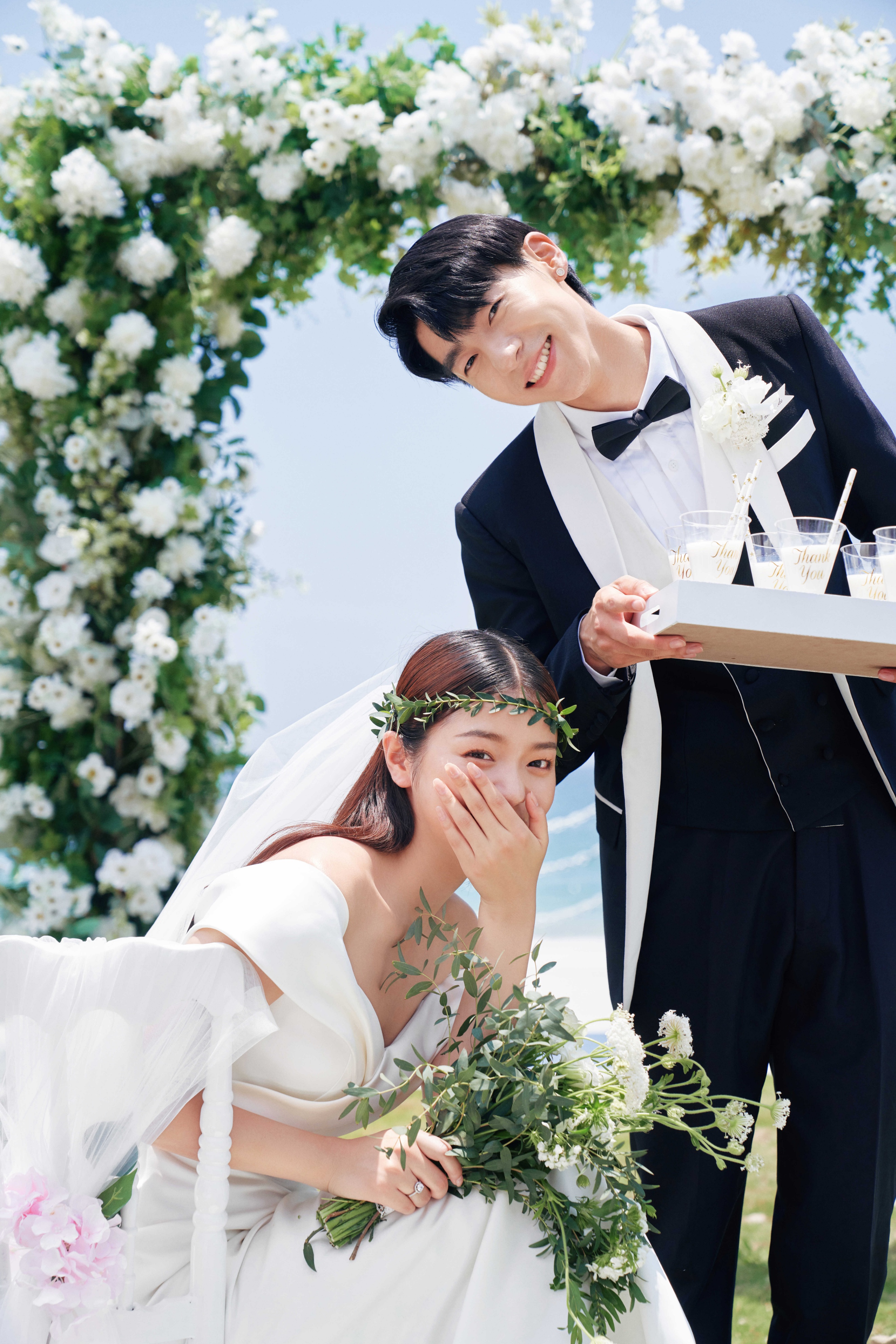 婚礼请柬朋友圈的文案短句干净,婚礼请柬朋友圈文案高质量短句