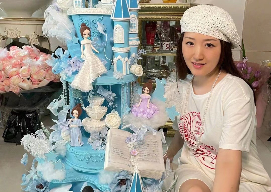 男友赖文峰出狱后娶妻生子，而杨钰莹至今单身，她在追求什么