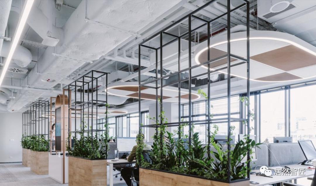 石膏板吊顶刮腻子后开裂如何处理,石膏板吊顶与墙面的阴角开裂