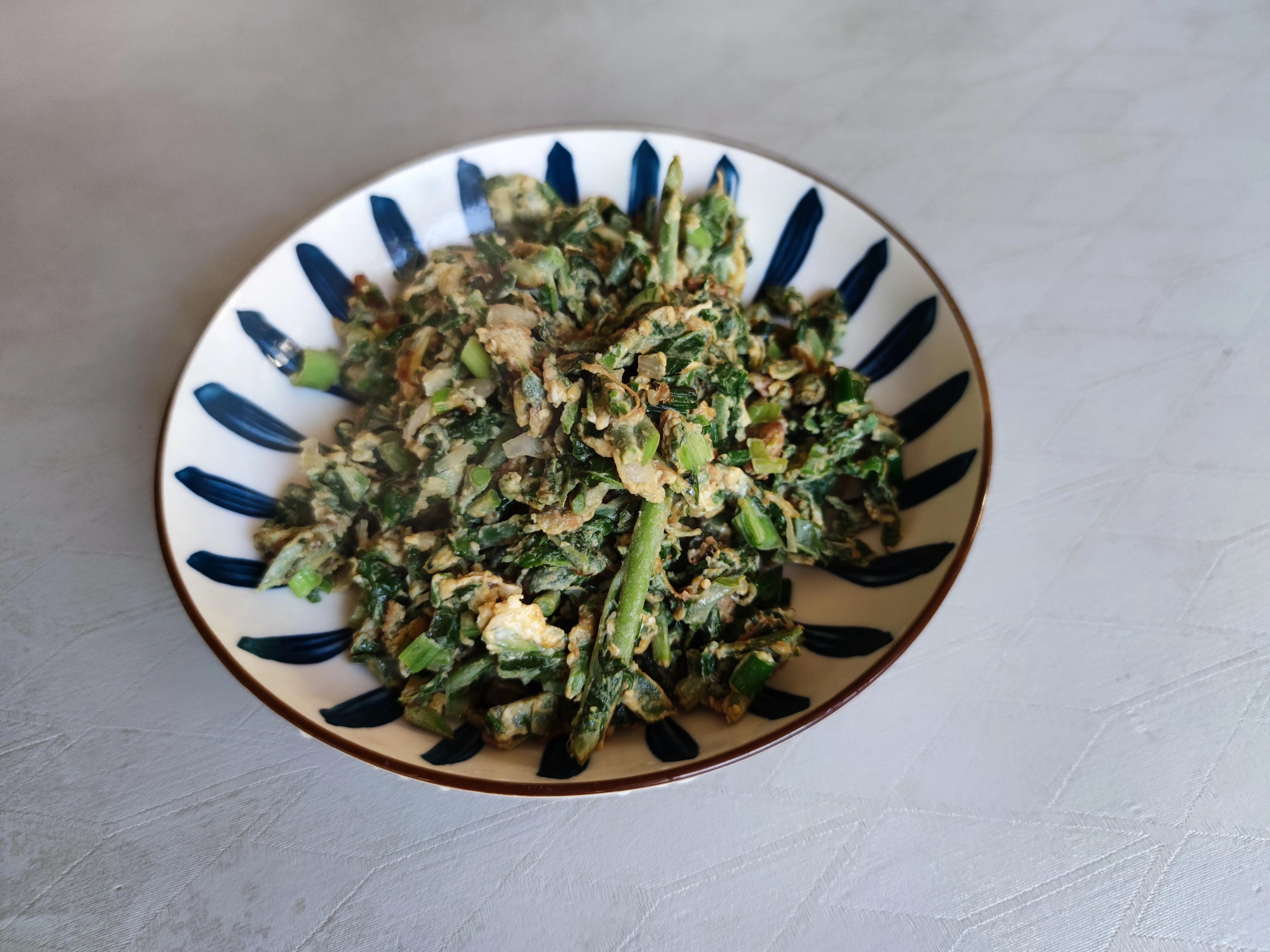 清明节拜坟应弄的食物,清明节拜祖先需要准备几个菜