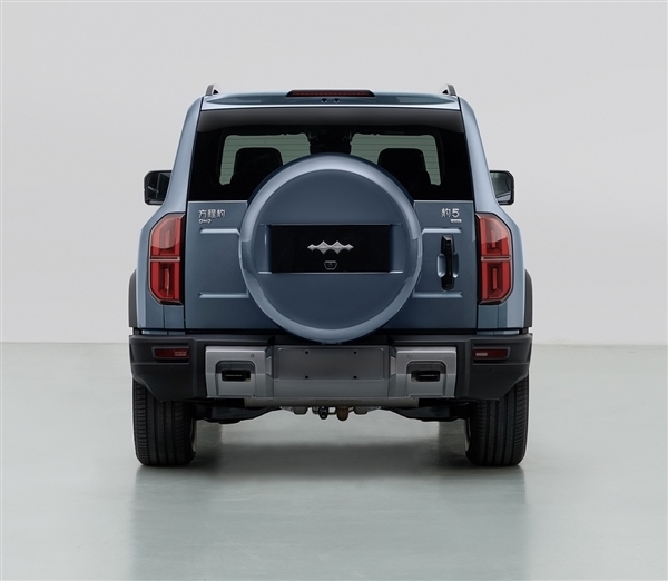 比亚迪豹5转弯,比亚迪豹5豹式掉头