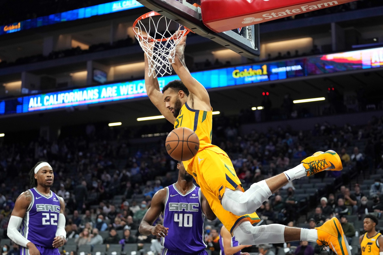 1997年nba50大巨星奥拉朱旺,各大球星评价奥拉朱旺