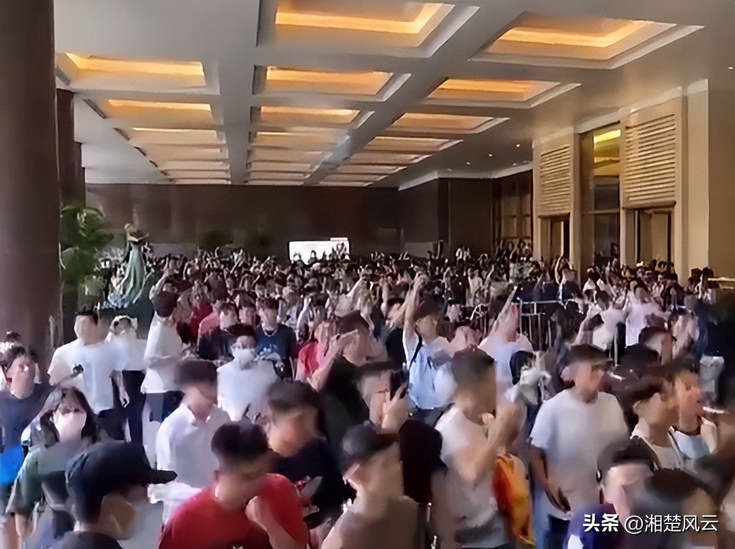 阿根廷队世界杯赛前集结,阿根廷队前往奥体封闭训练