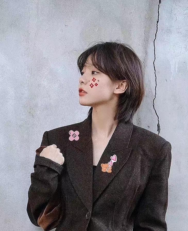 显脸小减龄的发型扎法,大脸显脸小减龄短发发型