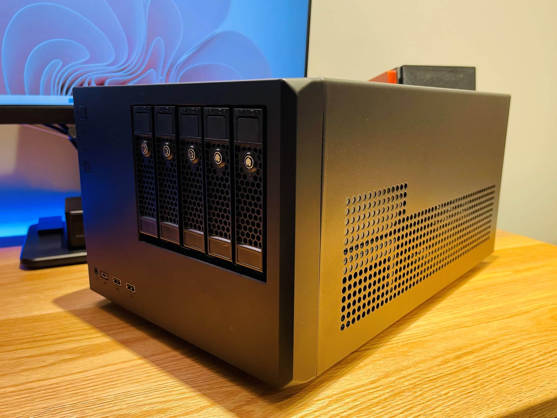 银欣机箱组装nas,银欣搭建nas