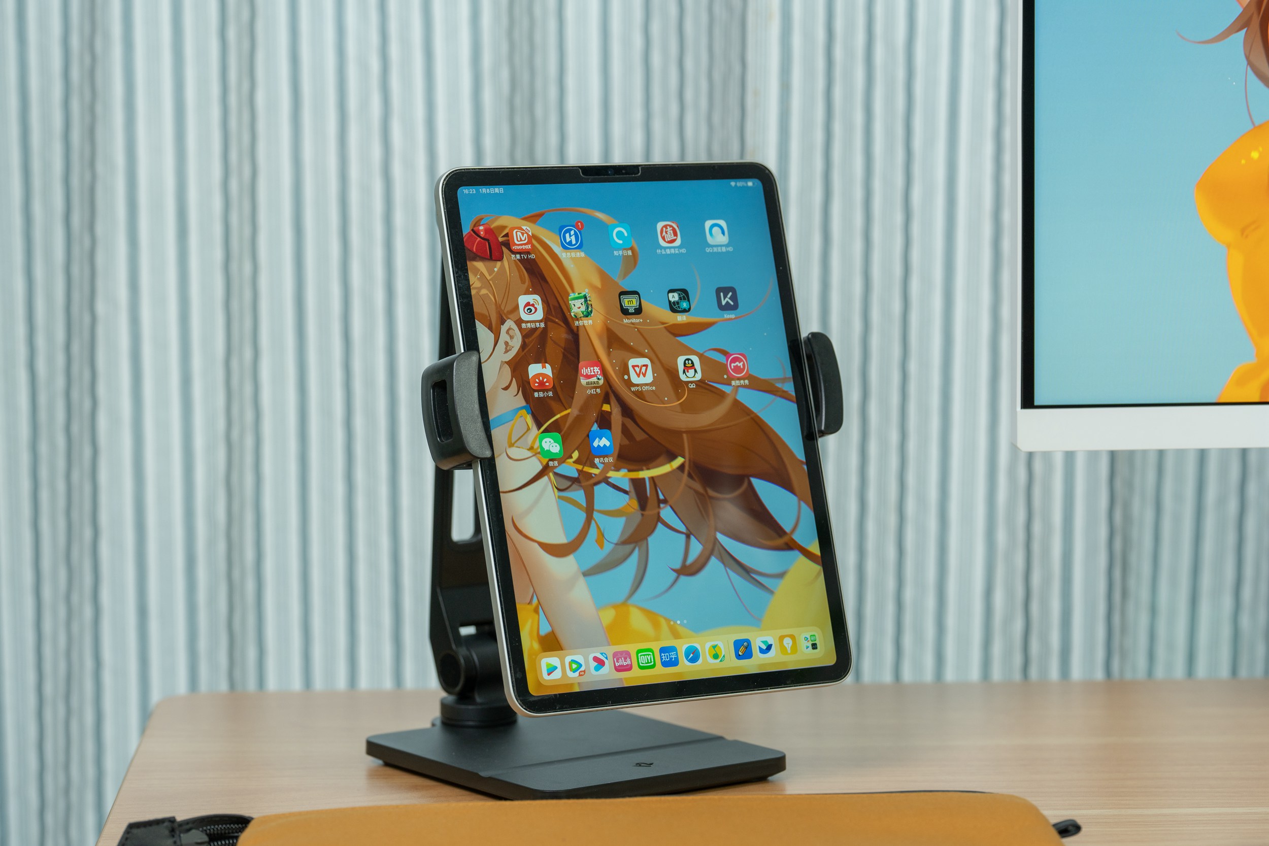 使用苹果全家桶的一天,苹果全家桶有必要买吗