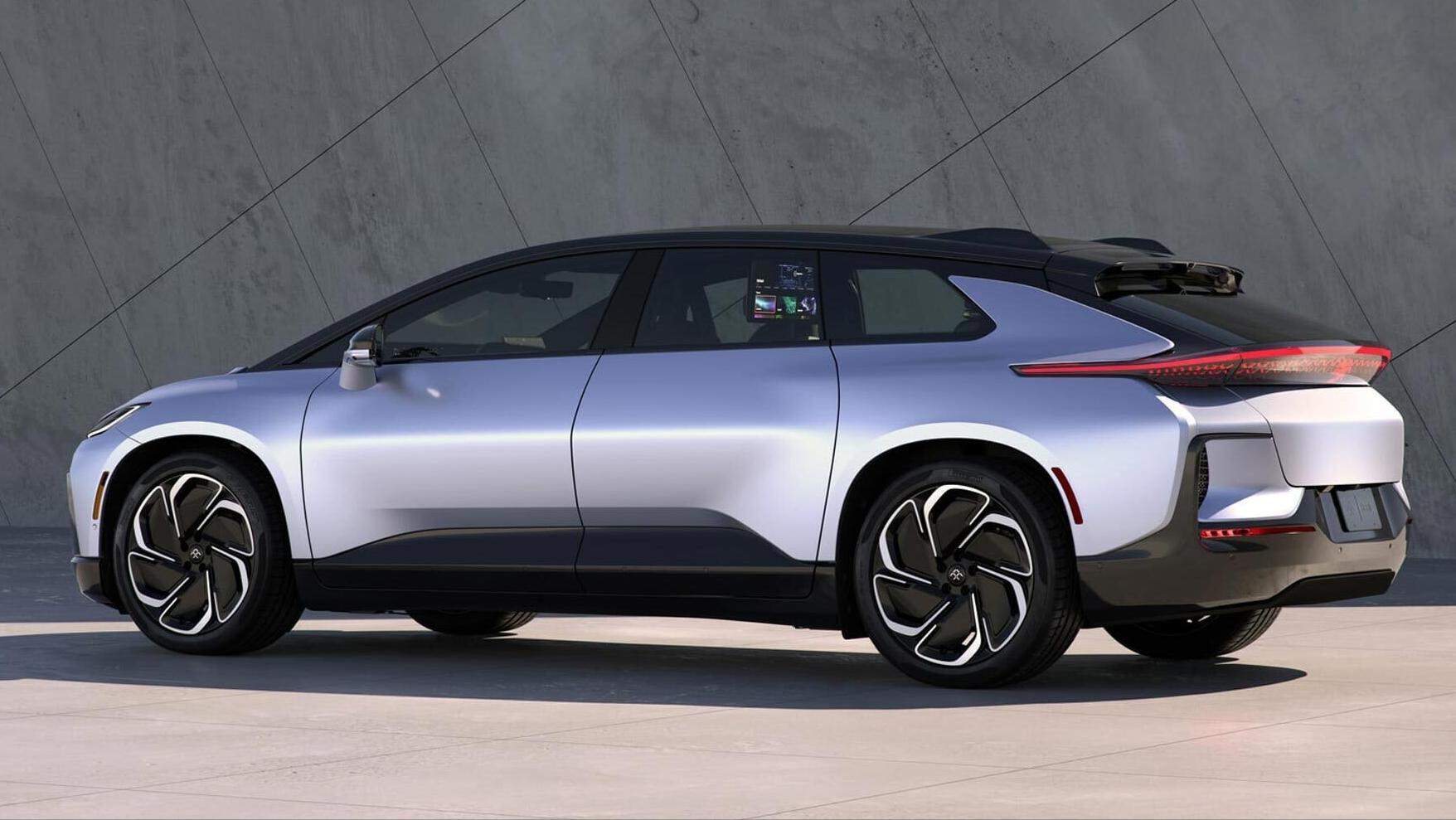 腾势N7与保时捷Macan阿斯顿·马丁DBX对比？何不对比一下极氪001