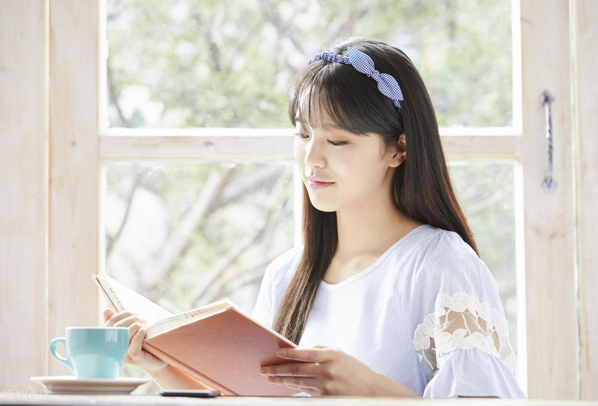 背单词是困难的事情,背单词不是一朝一夕的事情