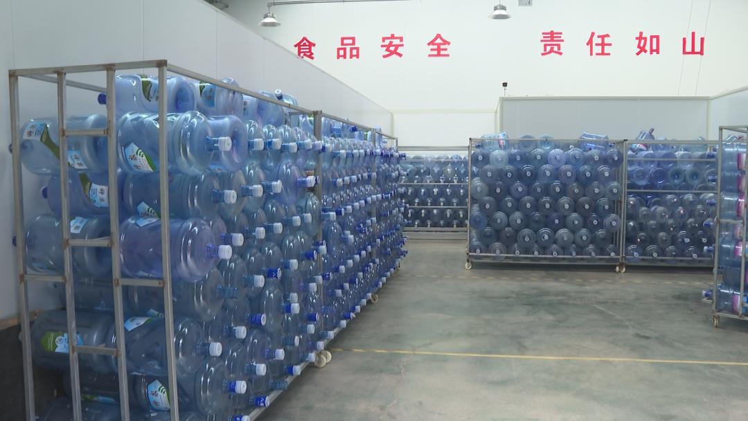 【品牌故事】“八路泉”自涌泉“饮”领健康时尚