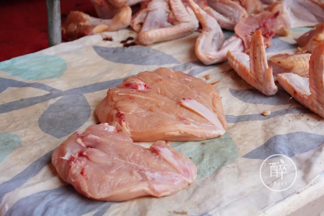 成都这个市场只开半天还放高温假，地图上找不到