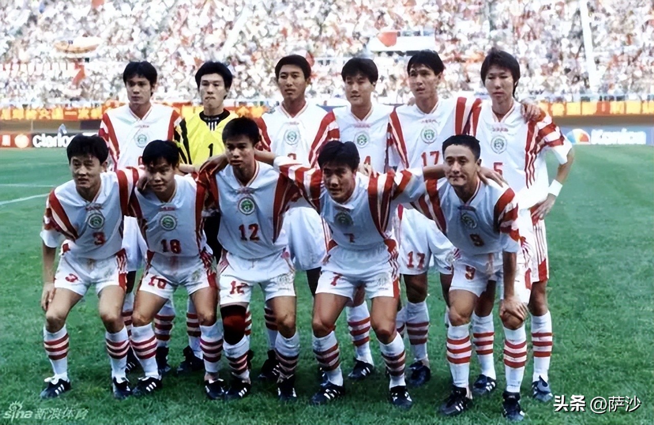 南斯拉夫三号门将萨沙成绩,萨沙足球运动员