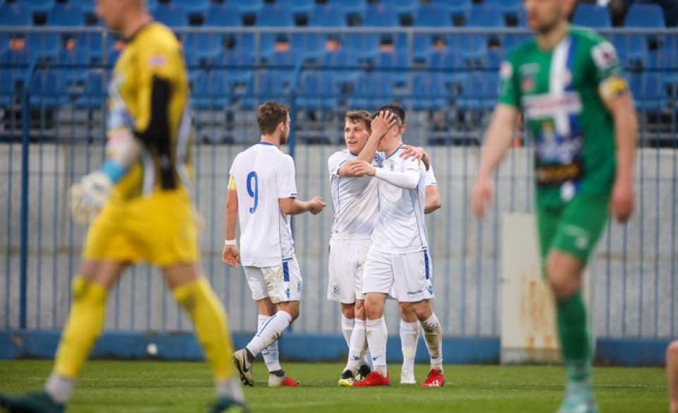 世界杯出现三个球队,世界杯卡明斯基