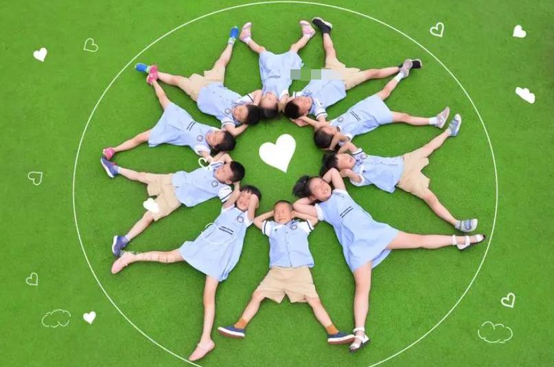 幼儿园毕业照收费328元可以举报吗,幼儿园照毕业照收费200多合理吗