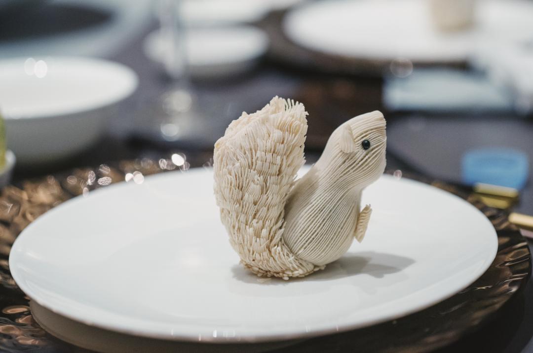 这几道点心，叫做惊鸿一瞥