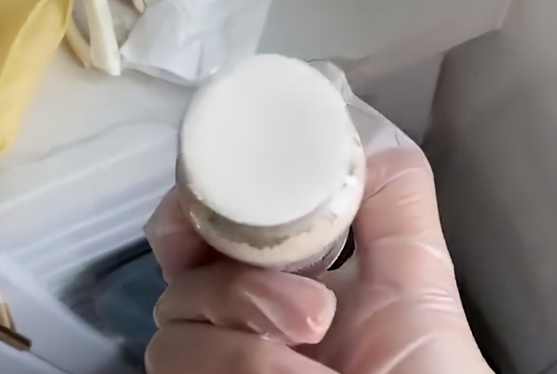 女子吃了一年的胡椒面,女子吃了一年的胡椒粉