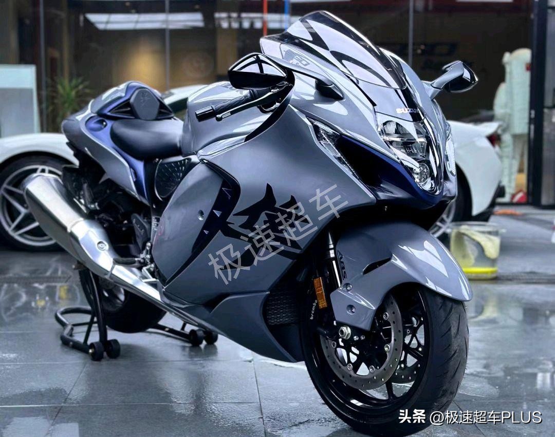 铃木隼vs川崎h2r公路,铃木摩托车隼视频