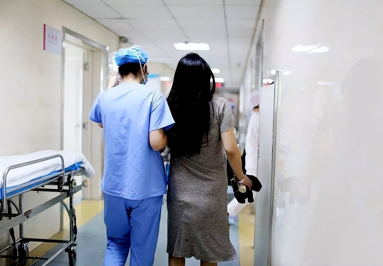 妇产科医生生孩子顺产还是剖腹产,产科医生自己生孩子感受