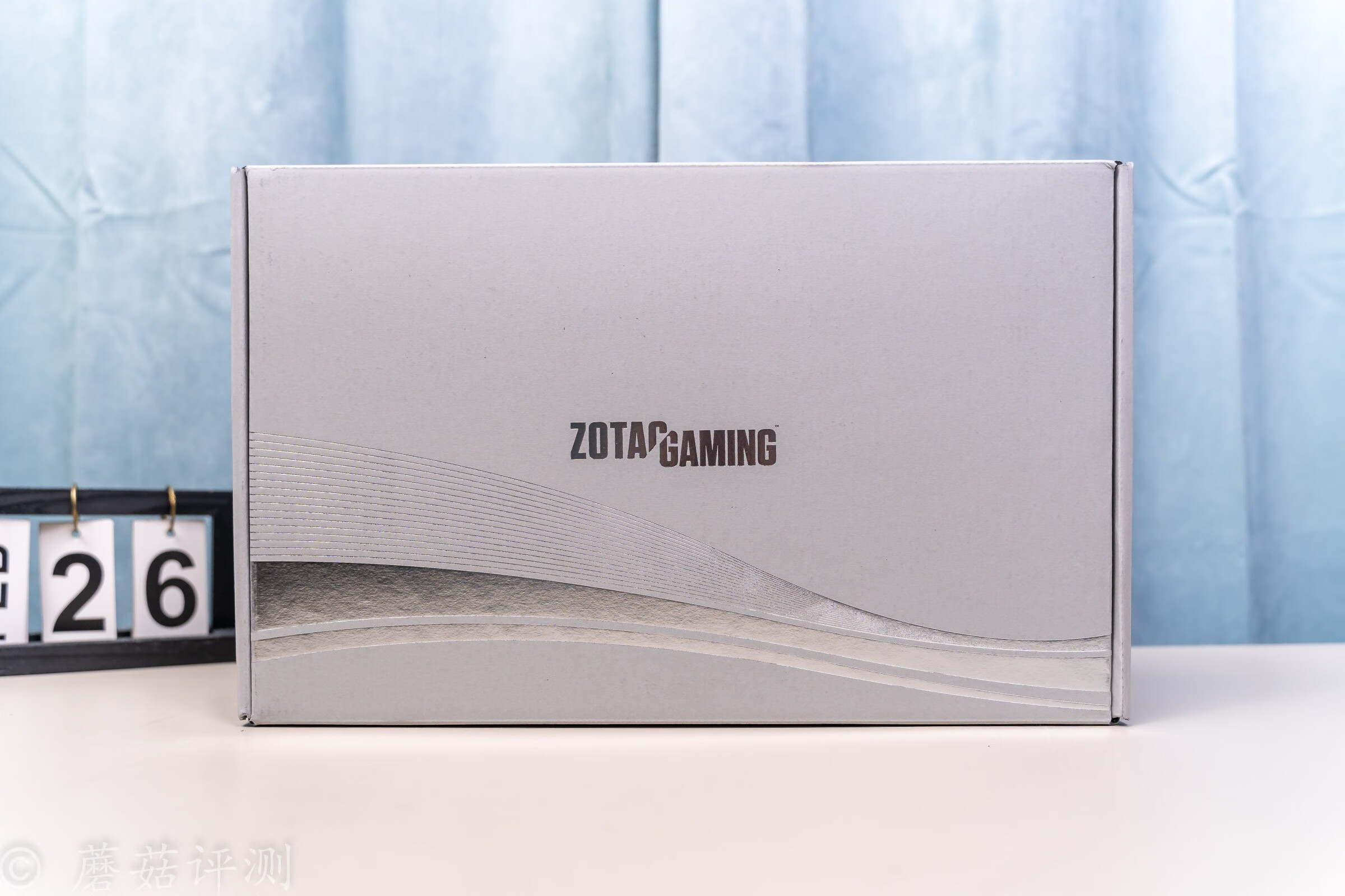 外观精致，散热优秀，适合干活，索泰RTX4090AMP显卡评测