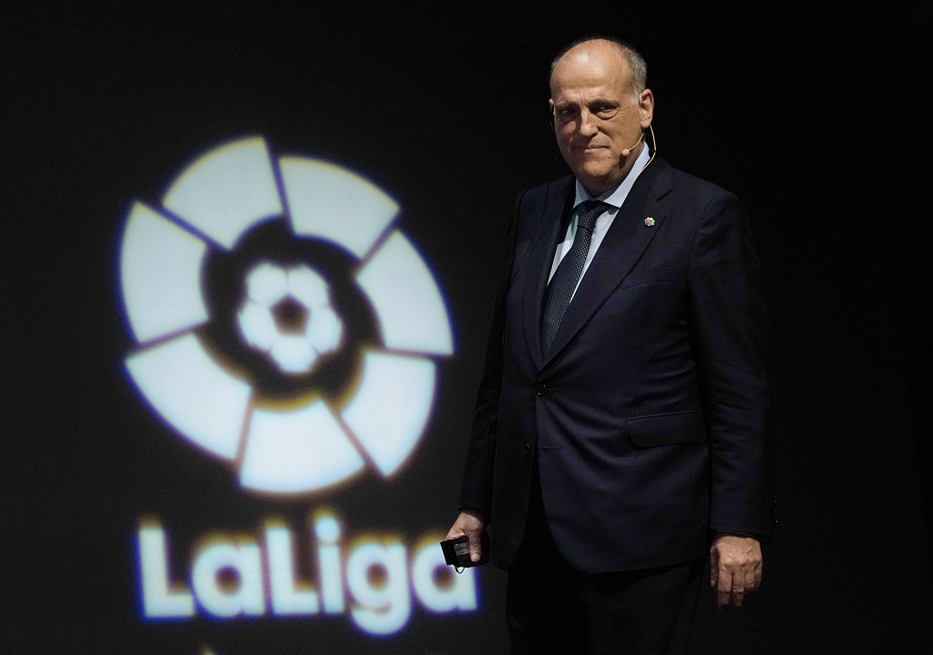 巴萨因为贿赂裁判降级的球队,曝巴萨或因向裁判付款而降级