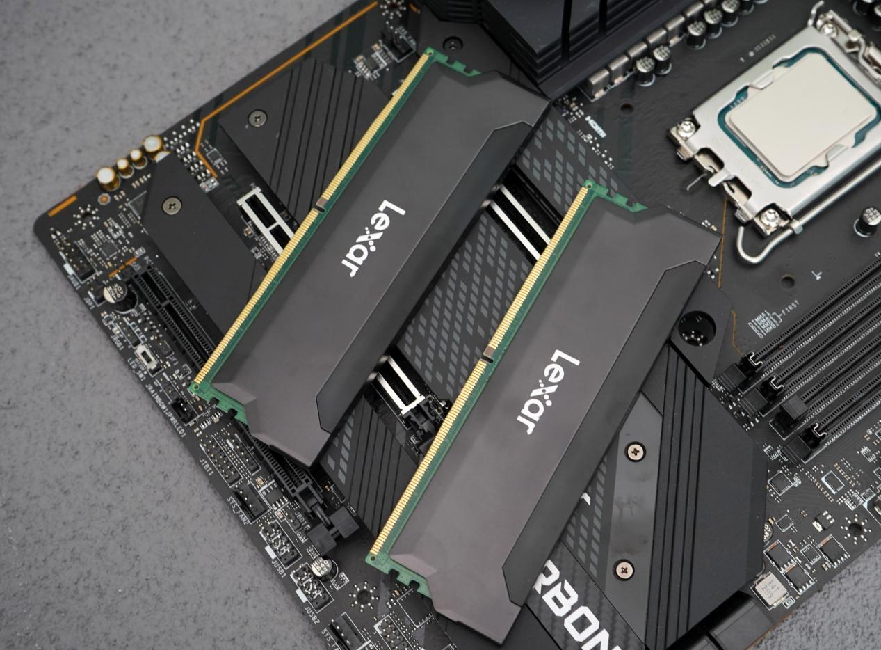 酷睿12代处理器,12代酷睿顶配装机