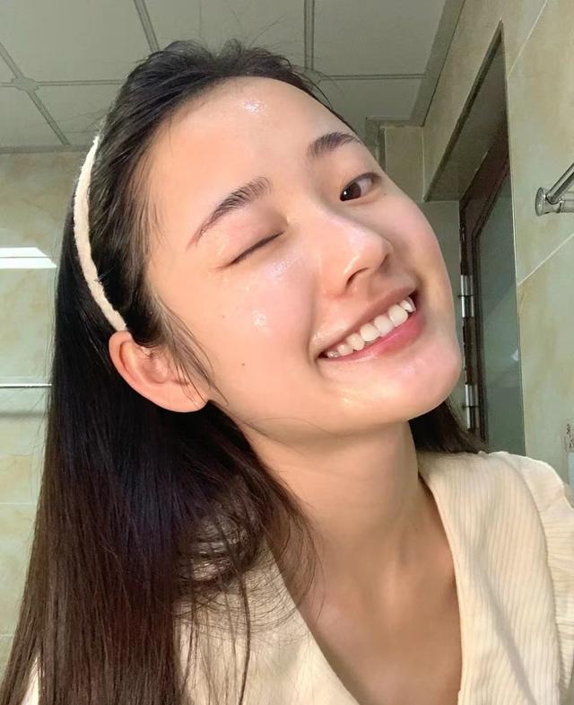 女生出门要怎么护肤,30岁后女性早晚护肤的正确顺序