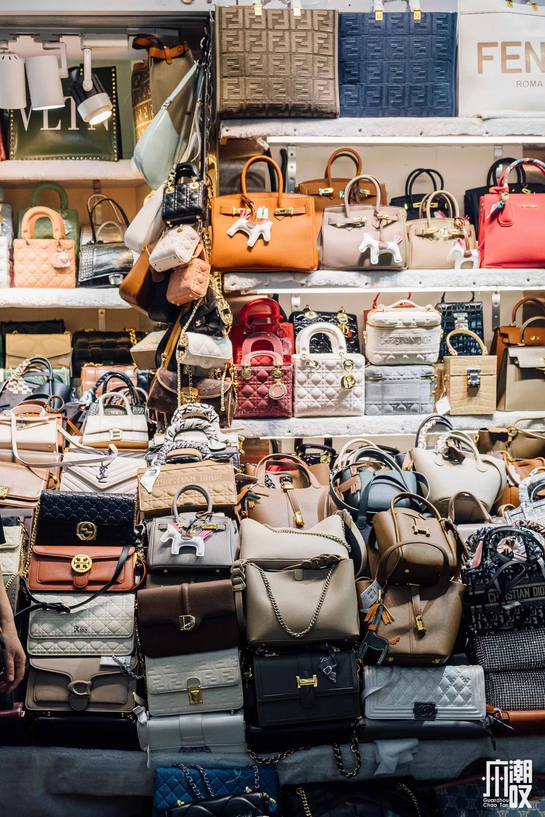 十三行清货旺季,十三行年底大清仓最后2天