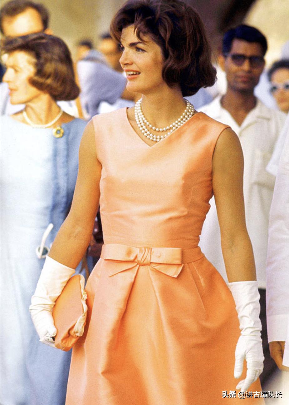 玛丽莲梦露最新写真,玛丽莲梦露为何是男人心中的女神