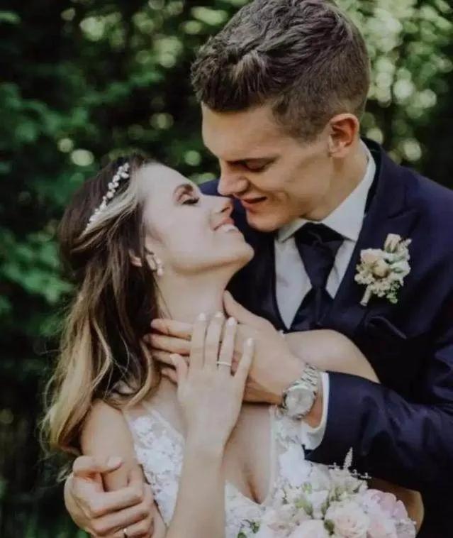 日耳曼太太团,高卢雄鸡击败日耳曼战车