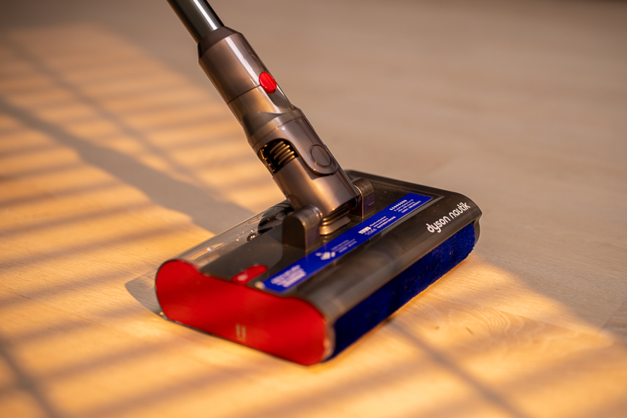 戴森洗地吸尘器v12nautik测评,戴森新品V12洗地吸尘器