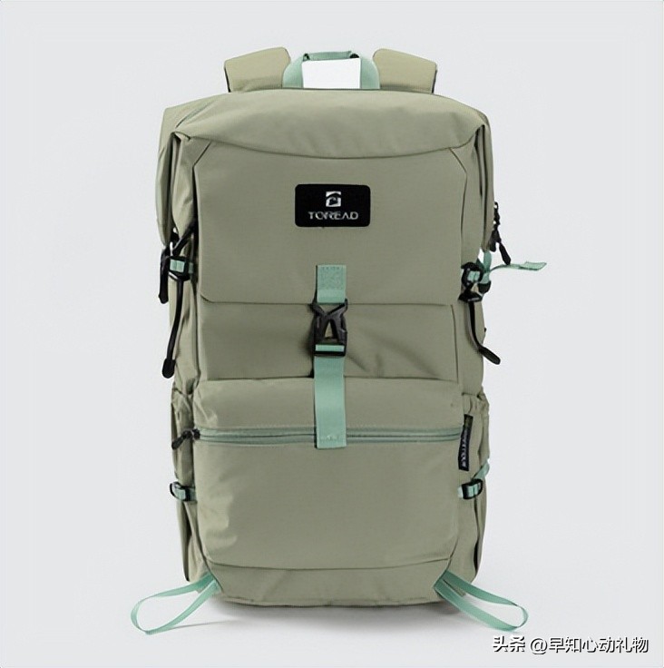 40岁男人生日送什么礼物给女人,一般男人生日送什么礼物比较实惠