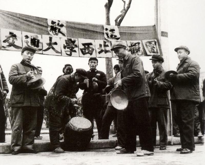 褰撲唬骞磋交浜哄浣曞湪瑗垮畨涔版埧,闄曡タ瑗垮畨24宀佸皬浼欏湪涓婃捣鏀掗挶涔版埧