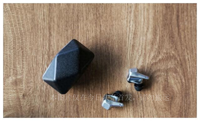 hifiman天鹅真无线耳机使用方法,hifiman天鹅入耳效果