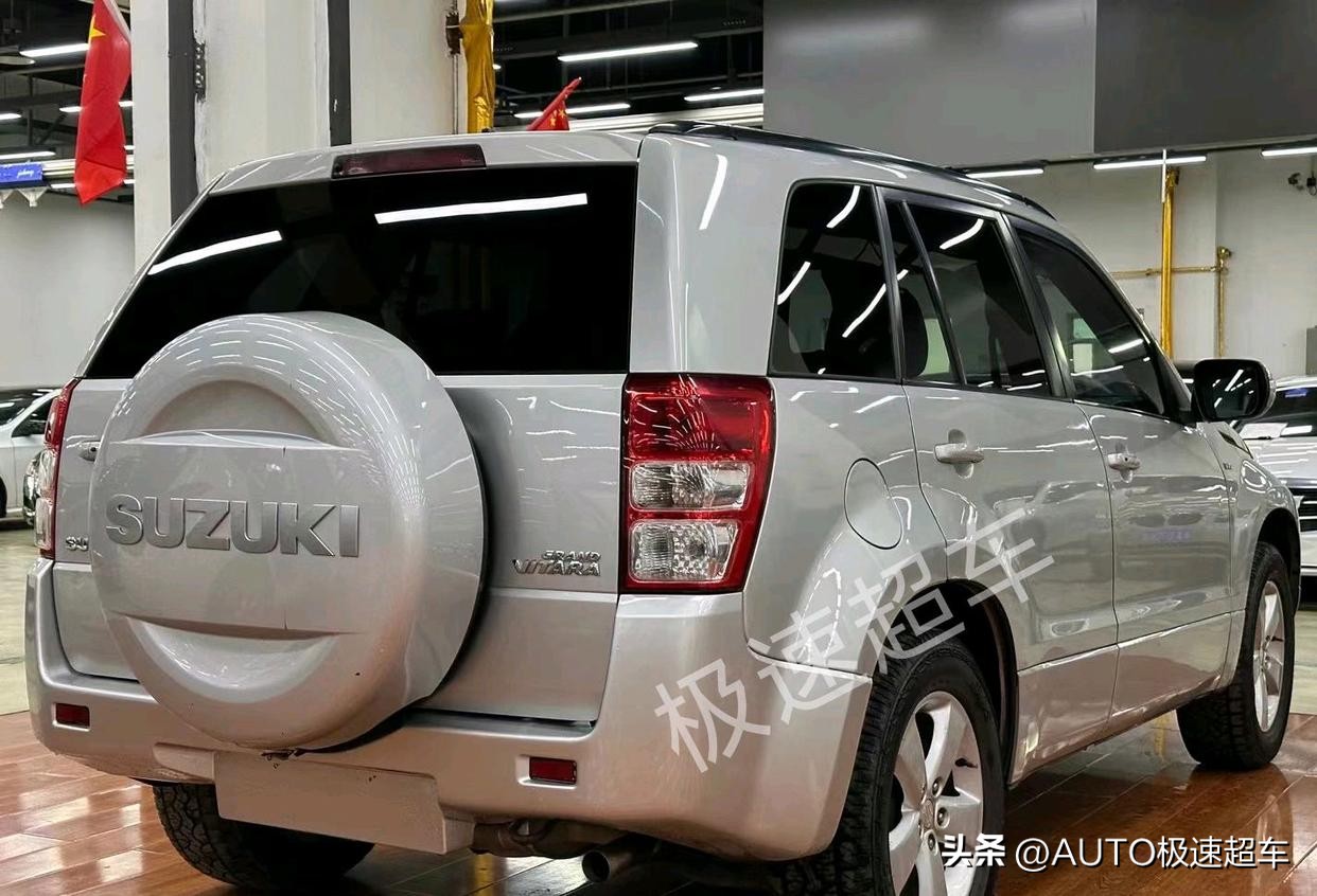 铃木超级维特拉pk硬派越野车,铃木超级维特拉车资料