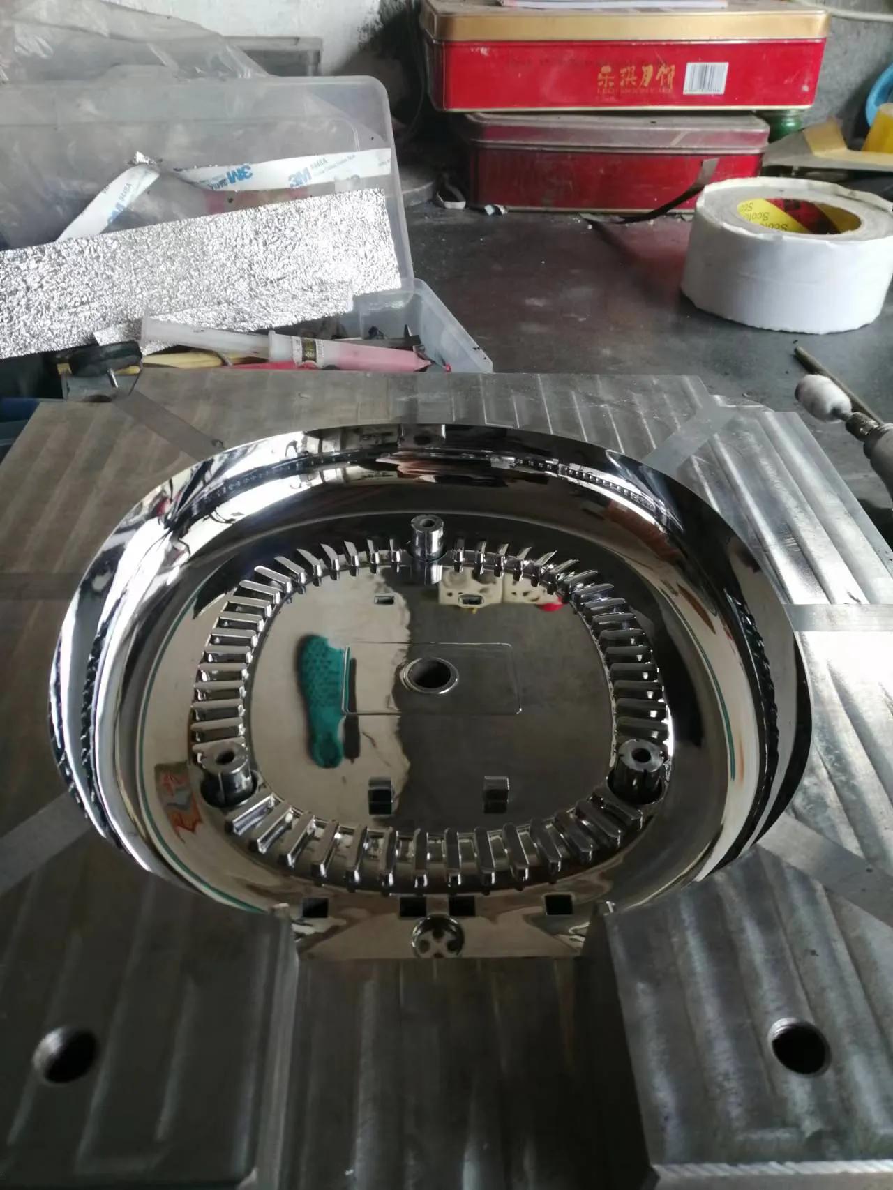 cnc数控模具行业还有前途吗,模具行业多久月入上万