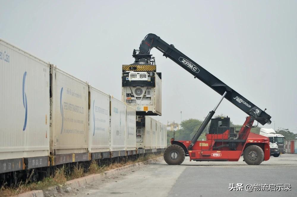 首批泰国榴莲铁路运输,中老铁路泰国榴莲