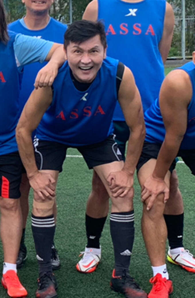 黄日华年轻时最新消息,黄日华年轻帅照