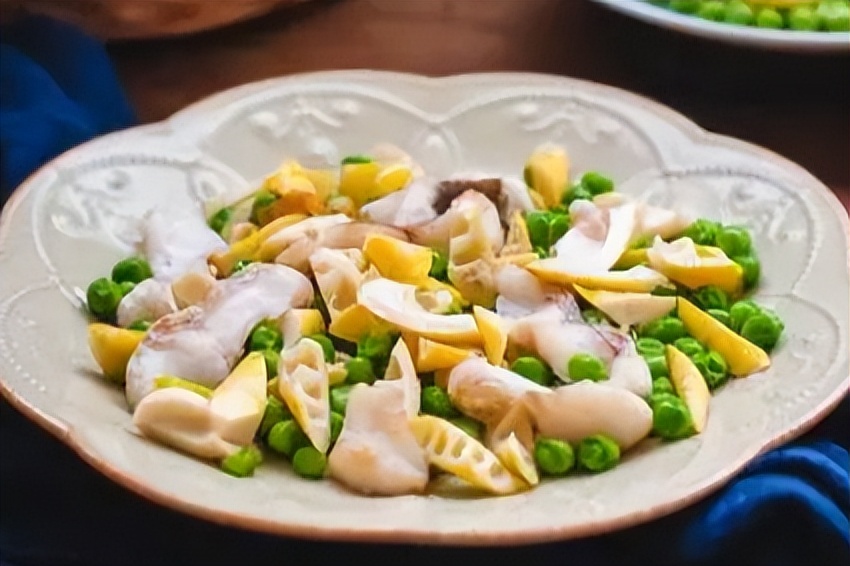 凉拌春笋做法简单清脆爽口,新鲜春笋清脆爽口